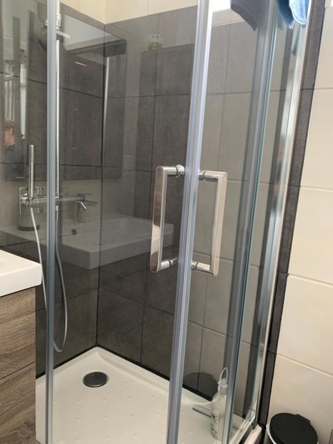 Residence Esmeralda Meuble De Tourisme 3 Etoiles Rochefort  Ngoại thất bức ảnh
